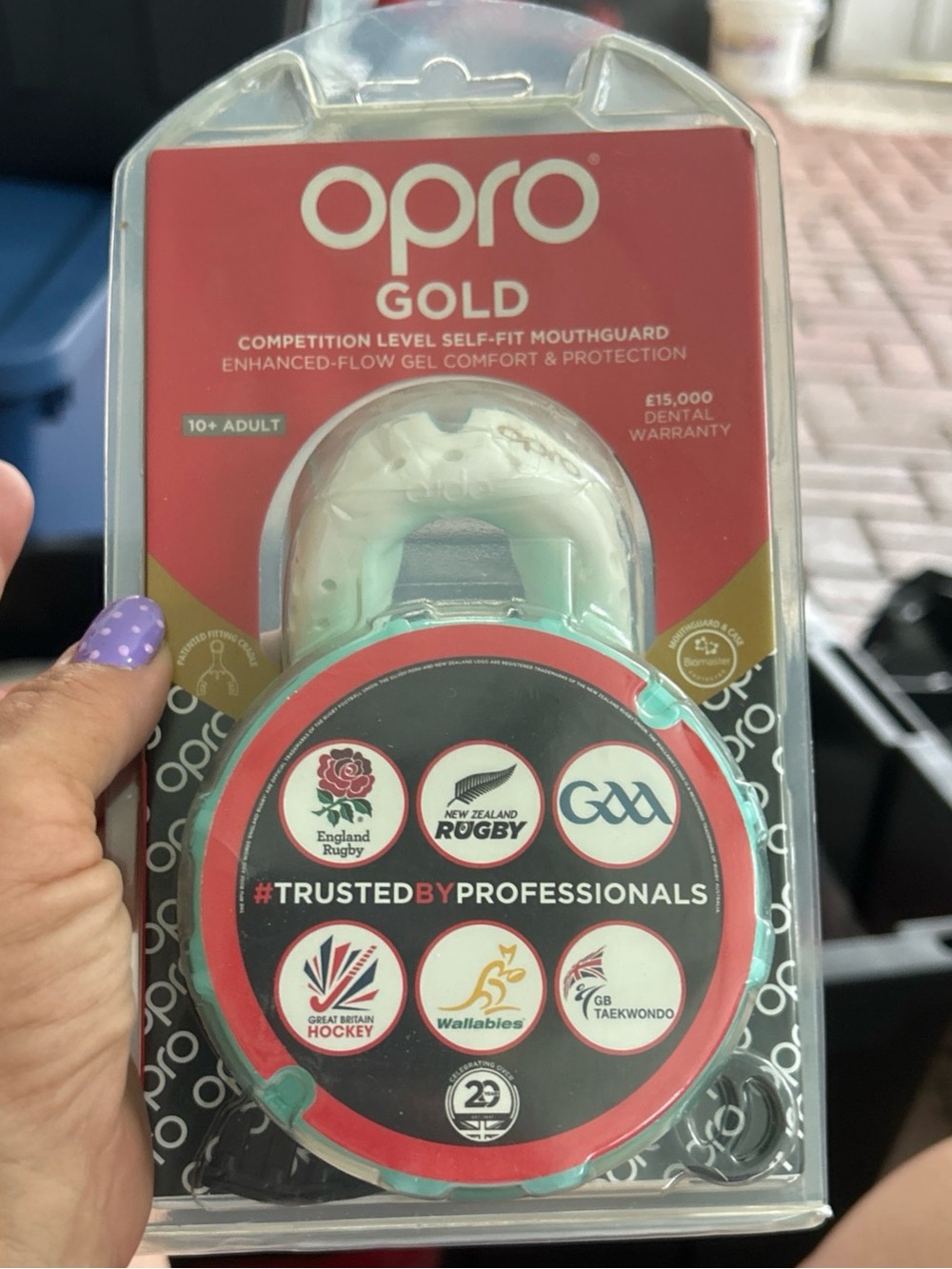 OPRO Gold Self-Fit Mouthguard in White/Grey